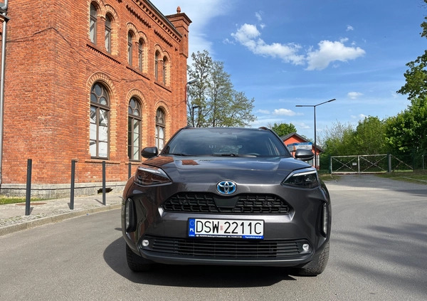 Toyota Yaris Cross cena 120000 przebieg: 6200, rok produkcji 2022 z Świebodzice małe 56